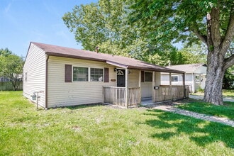 1261 Grovewood Dr in Columbus, OH - Building Photo - Building Photo