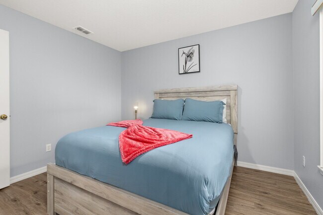 269 Sandy Ridge Dr in Davenport, FL - Building Photo - Building Photo