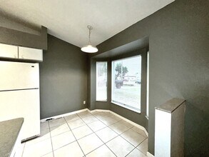 1125-1127 Diplomat Pkwy W in Cape Coral, FL - Building Photo - Building Photo