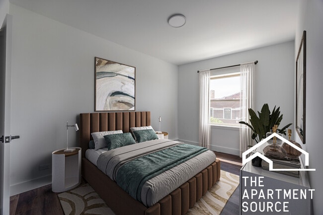 property at 1553 W Hollywood Ave