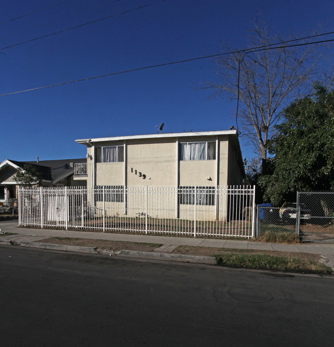 1139 N Kenmore Ave in Los Angeles, CA - Building Photo - Building Photo