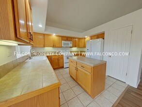 7150 Grand Prairie Dr in Colorado Springs, CO - Building Photo - Building Photo