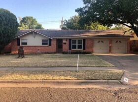 5313 46th St in Lubbock, TX - Building Photo