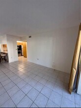 3166 Lake Pine Way S in Tarpon Springs, FL - Building Photo - Building Photo