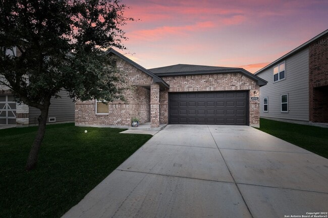 4530 Wrangler View in San Antonio, TX - Building Photo - Building Photo