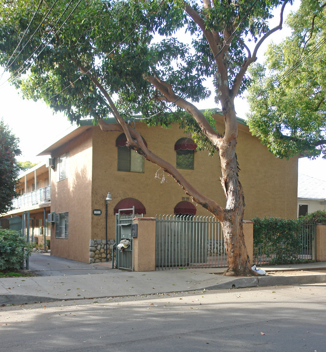 91 Mar Vista Ave in Pasadena, CA - Building Photo