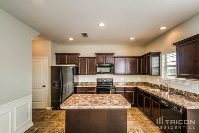 3012 Wesley Rd in Spring Hill, TN - Building Photo - Building Photo