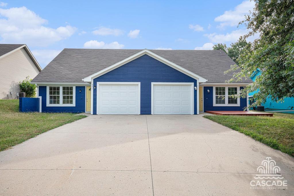 639 N Queen Ridge Ct in Independence, MO - Building Photo