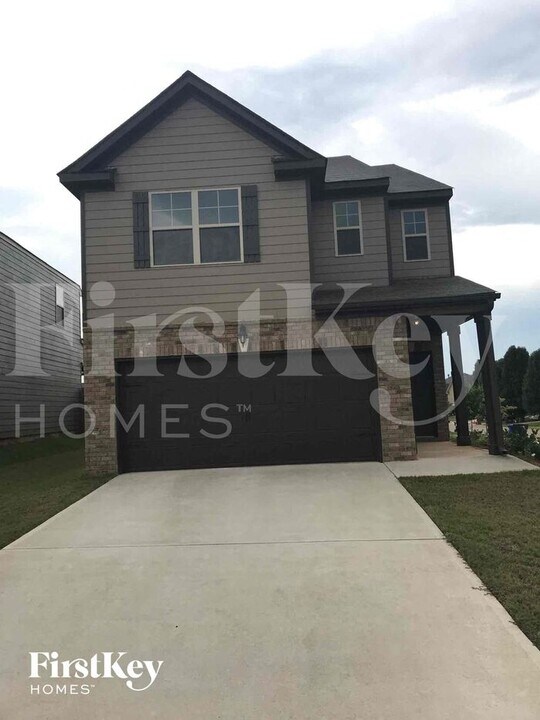 1900 Stanton Way in Mcdonough, GA - Building Photo