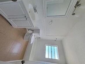 125 W 17th St in West Palm Beach, FL - Building Photo - Building Photo