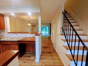 4 Millholland Dr in Fishkill, NY - Building Photo - Building Photo