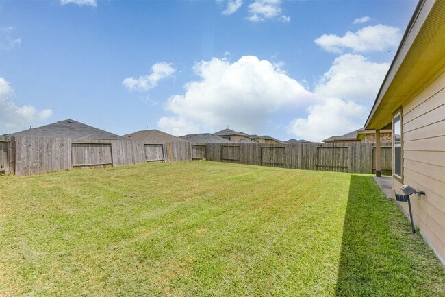 property at 2731 Bergen Bay Ln