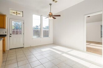 11911 Belle Ct in Pinehurst, TX - Building Photo - Building Photo