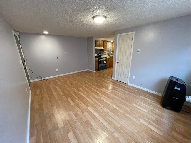 4961 King St in Denver, CO - Foto de edificio - Building Photo