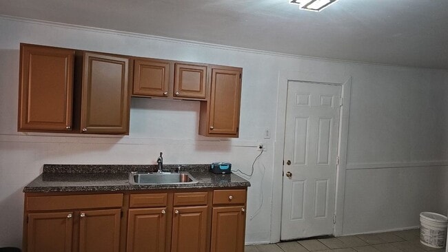320 Willow St in Waterbury, CT - Building Photo - Building Photo
