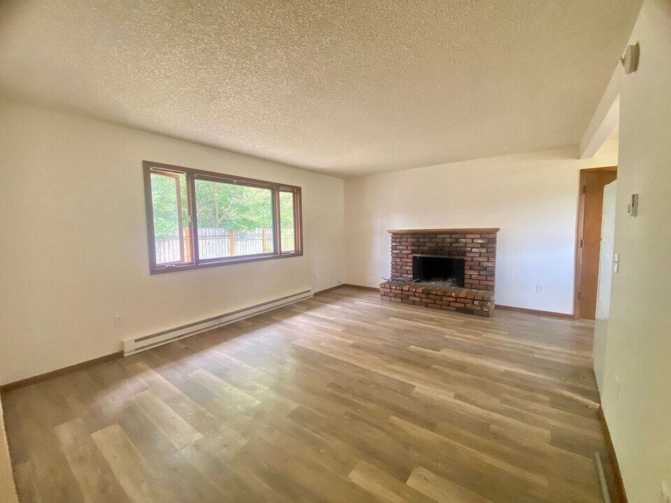 2416 N 6th St in Coeur d'Alene, ID - Building Photo