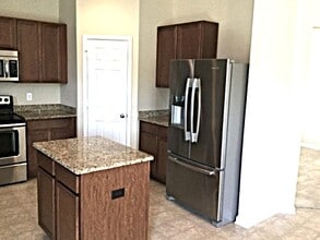 8921 Gray Willow Rd in Charlotte, NC - Building Photo - Building Photo