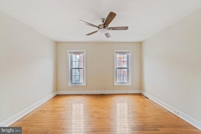 420 Conarroe St in Philadelphia, PA - Building Photo - Building Photo
