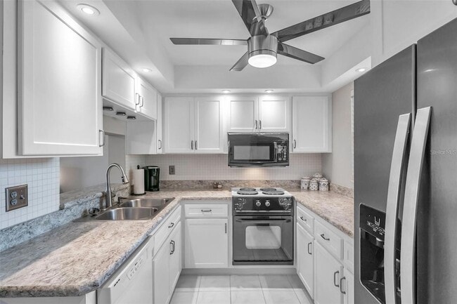 19029 US Hwy 19 N, Unit 7-8 in Clearwater, FL - Building Photo - Building Photo