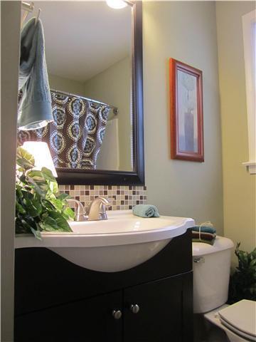 property at 1110 Lenore St