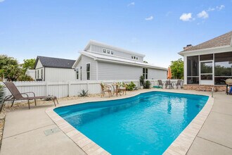 164 Markham Dr in Gulfport, MS - Building Photo - Building Photo