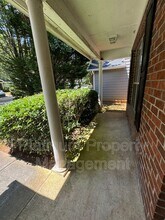 2262 Charleston Pointe SE in Atlanta, GA - Building Photo - Building Photo