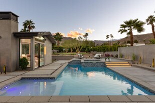 71501 Sahara Rd in Rancho Mirage, CA - Building Photo