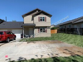 1026 S Elder St in Nampa, ID - Building Photo