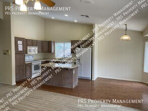 1435 E Galveston St in Gilbert, AZ - Foto de edificio - Building Photo