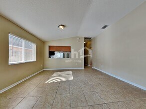 532 Scarlet Maple Ct in Plant City, FL - Building Photo - Building Photo