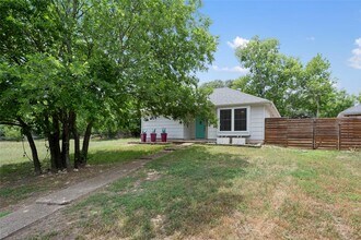 11708 Hornsby St in Austin, TX - Building Photo - Building Photo