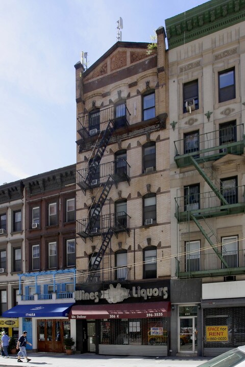 306 E 86th St in New York, NY - Building Photo