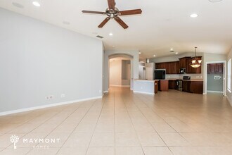 300 Oaklanding Dr in Mulberry, FL - Building Photo - Building Photo