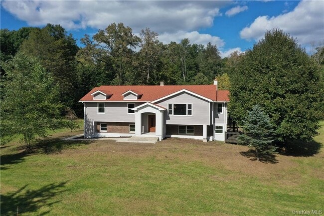 118 Booth Rd in Chester, NY - Building Photo - Building Photo