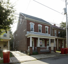 320 N Charlotte in Pottstown, PA - Building Photo