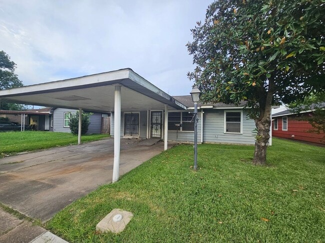 property at 1106 Sage Dr