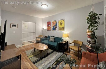 64 A Beacon St in Somerville, MA - Building Photo - Building Photo