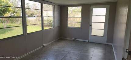 3060 Avon Ln in Titusville, FL - Building Photo - Building Photo