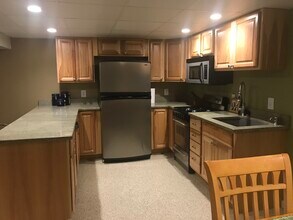 128 Woodmont Blvd, Unit 128B in Nashville, TN - Building Photo - Building Photo