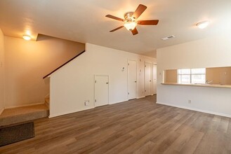 1408 Waterloo Tr in Austin, TX - Building Photo - Building Photo