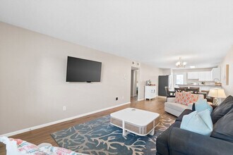 885 Santa Rosa Blvd-Unit -ID1246524P in Fort Walton Beach, FL - Building Photo - Building Photo