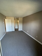 Melrose Canyon Apartments in San Diego, CA - Building Photo - Building Photo