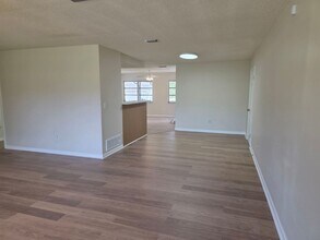5015 Darlington Rd in Holiday, FL - Building Photo - Building Photo