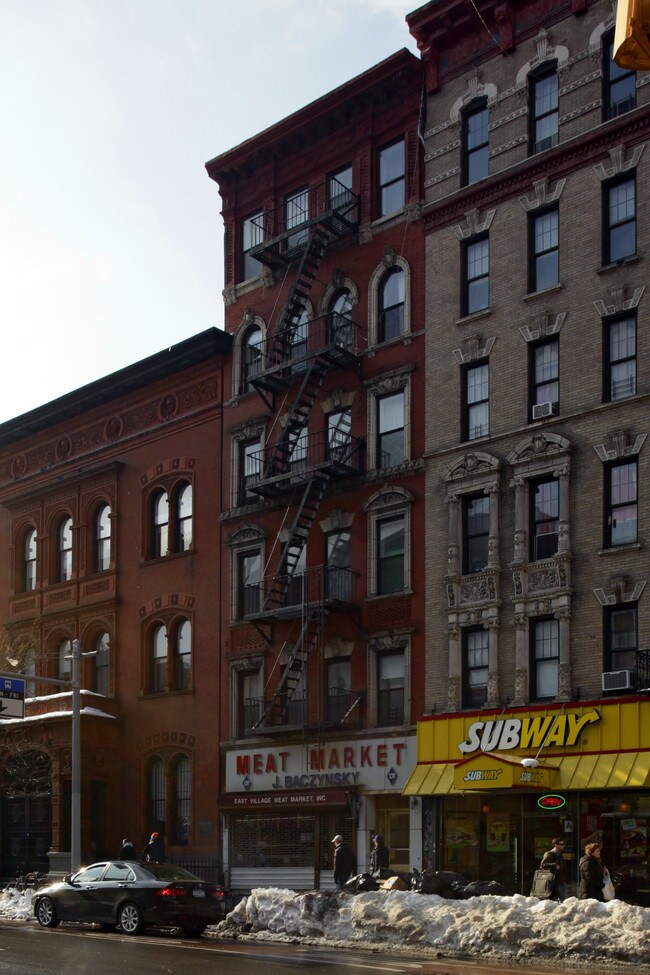 139 2nd Ave in New York, NY - Building Photo - Building Photo