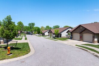 North Creek Estates in Independence, MO - Building Photo - Building Photo