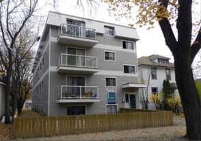 Capricorn Apartments in Saskatoon, SK - Building Photo