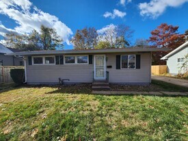 2400 31st St in Rock Island, IL - Building Photo