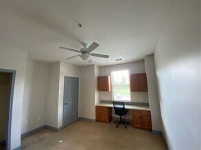 1034 Shoveler Way in Seneca, SC - Building Photo - Building Photo