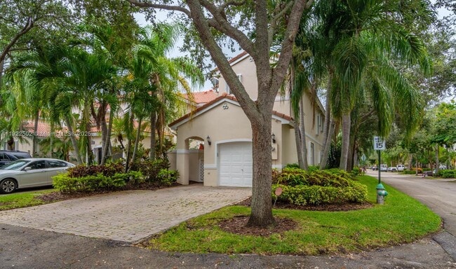 1140 Chestnut Ln in Hollywood, FL - Building Photo - Building Photo