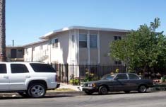 1167 Daisy Ave in Long Beach, CA - Building Photo